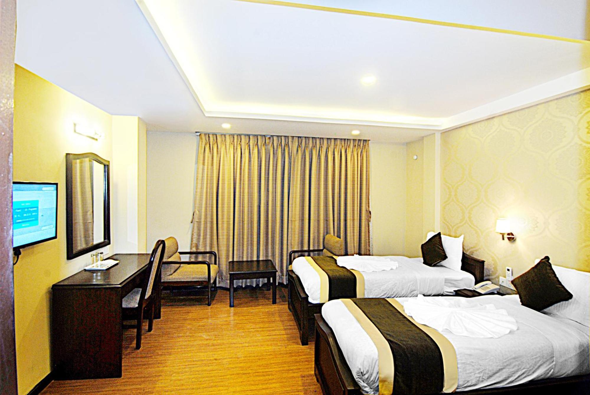 Kathmandu Grand Hotel Extérieur photo