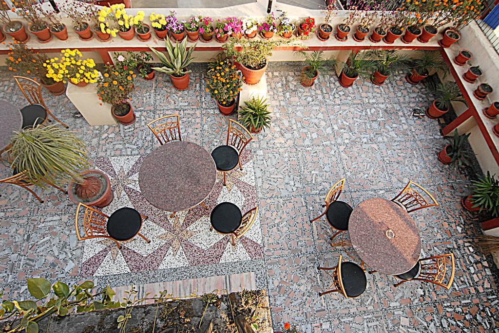 Kathmandu Grand Hotel Extérieur photo