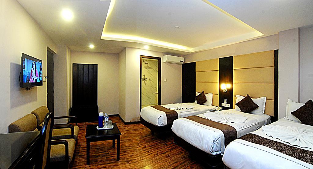 Kathmandu Grand Hotel Extérieur photo
