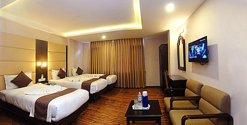 Kathmandu Grand Hotel Extérieur photo